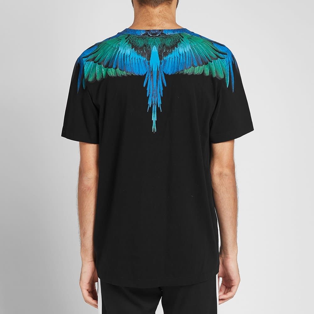 10 09 2019 marceloburlon bluewingstee black cmaa018f190010061088 bb m2 jpg Marcelo Burlon Blue and Green Wings T-Shirt in Black