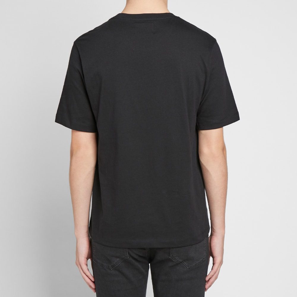 27 08 2019 calvinklein chestlogotee black j30j313438bae mo m2 jpg Calvin Klein Chest Logo T-Shirt in Black
