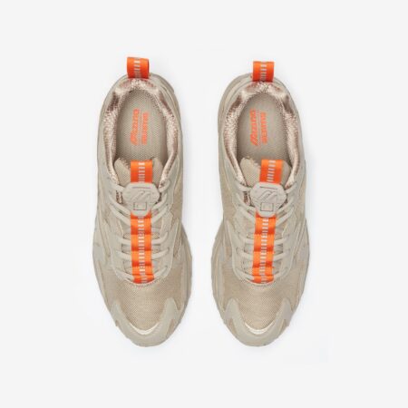 Beams x Mizuno Wave Rider 10