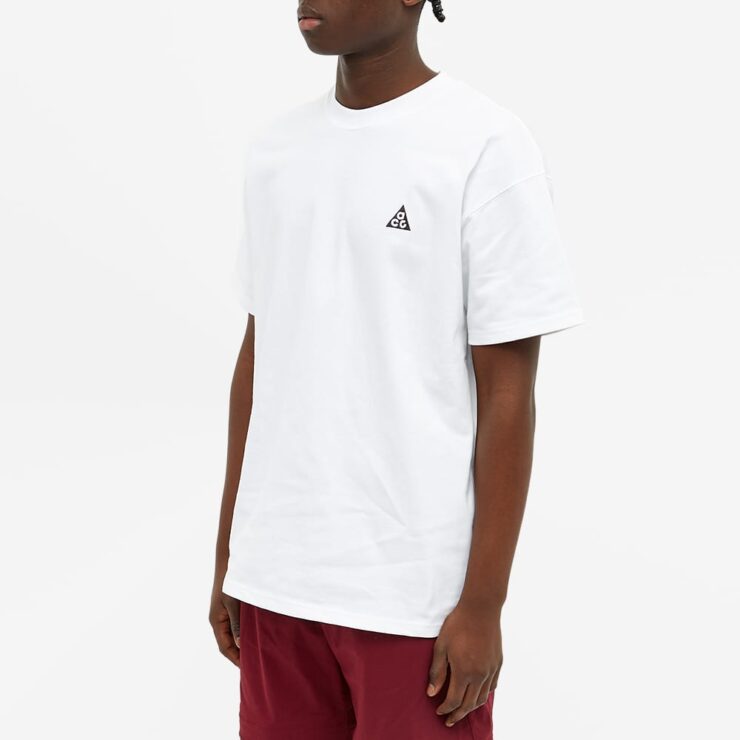 Nike acg hot sale logo tee