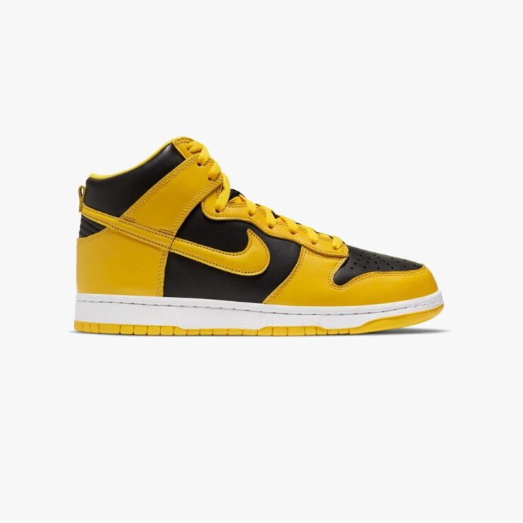 Nike Dunk Hi SP "Varsity Maize"